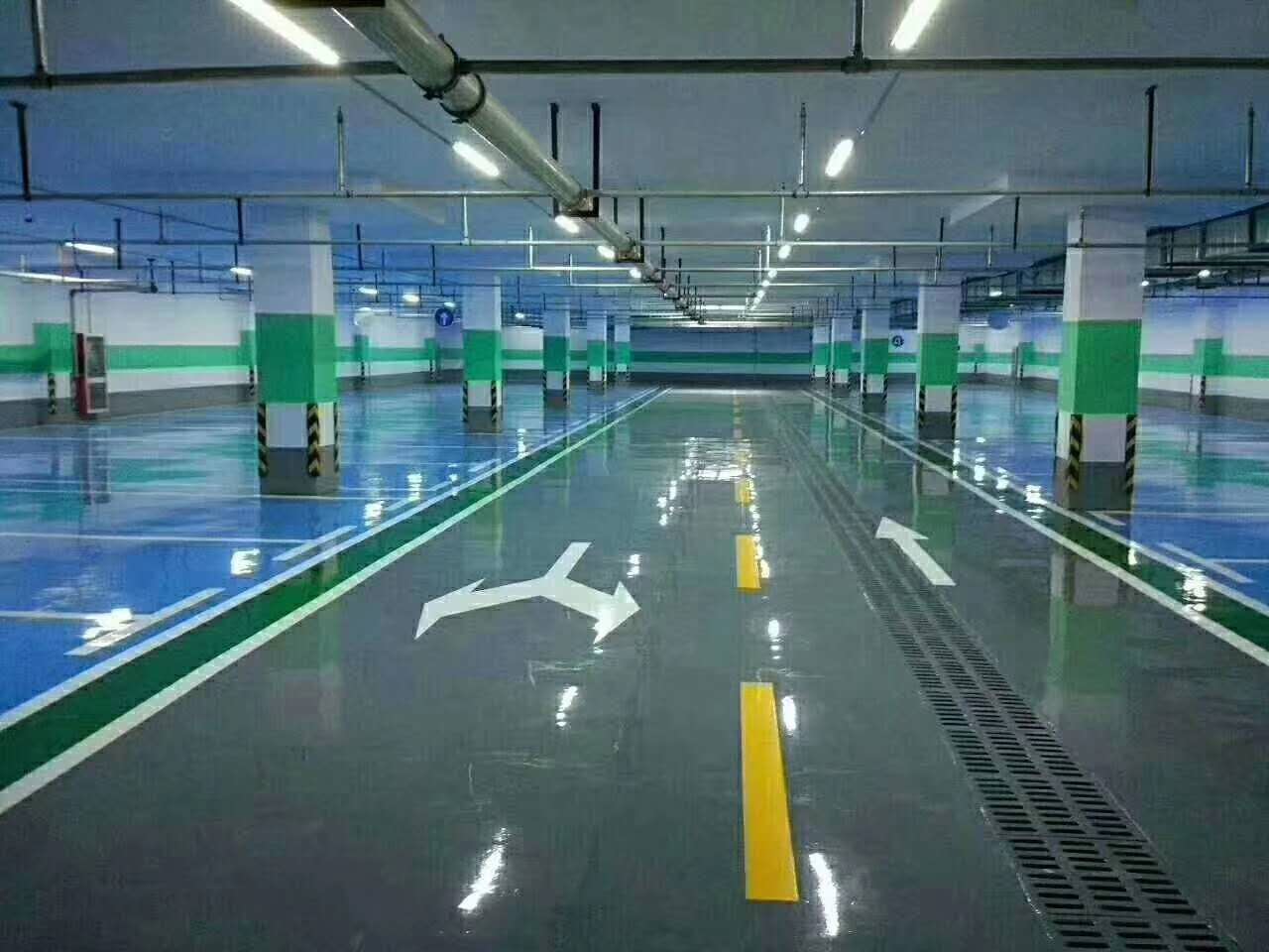 地下室環(huán)氧地坪圖片
