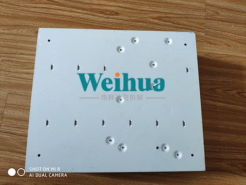 山東煒樺供應(yīng)PZ30配電箱自動生產(chǎn)線，新型無廢料切割工藝