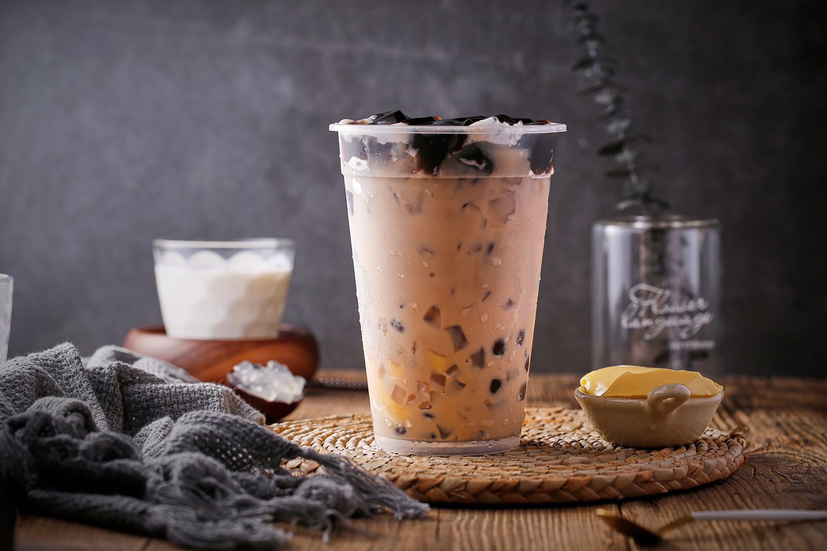 惠州水吧臺(tái)定做,奶茶原料批發(fā),奶圖片/惠州水吧臺(tái)定做,奶茶原料批發(fā),奶樣板圖 (2)