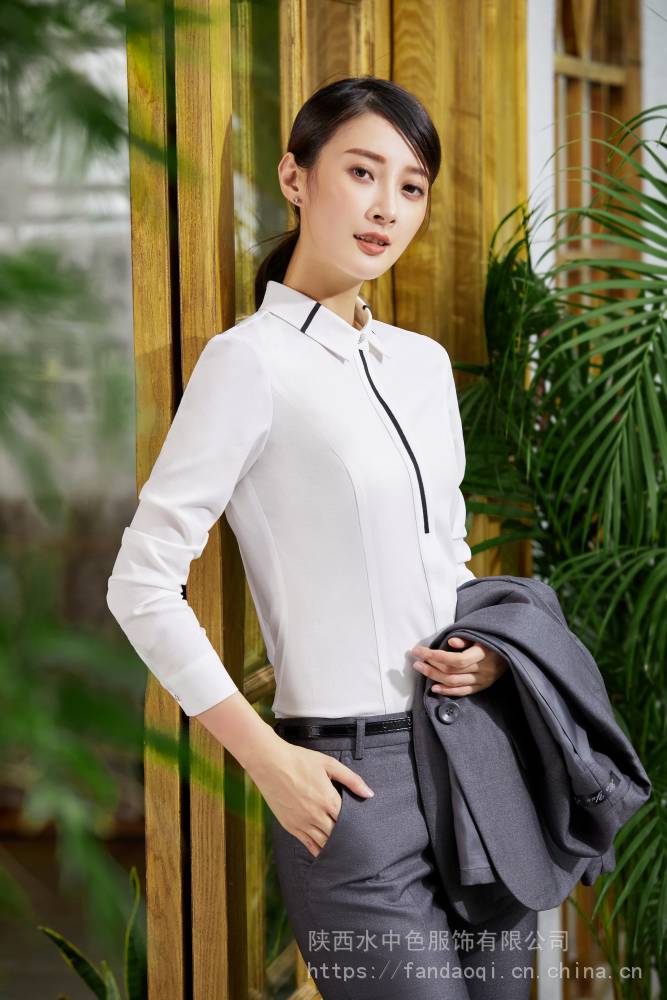 西安女裝 加工定制西服 “凡島奇圖片/西安女裝 加工定制西服 “凡島奇樣板圖 (1)