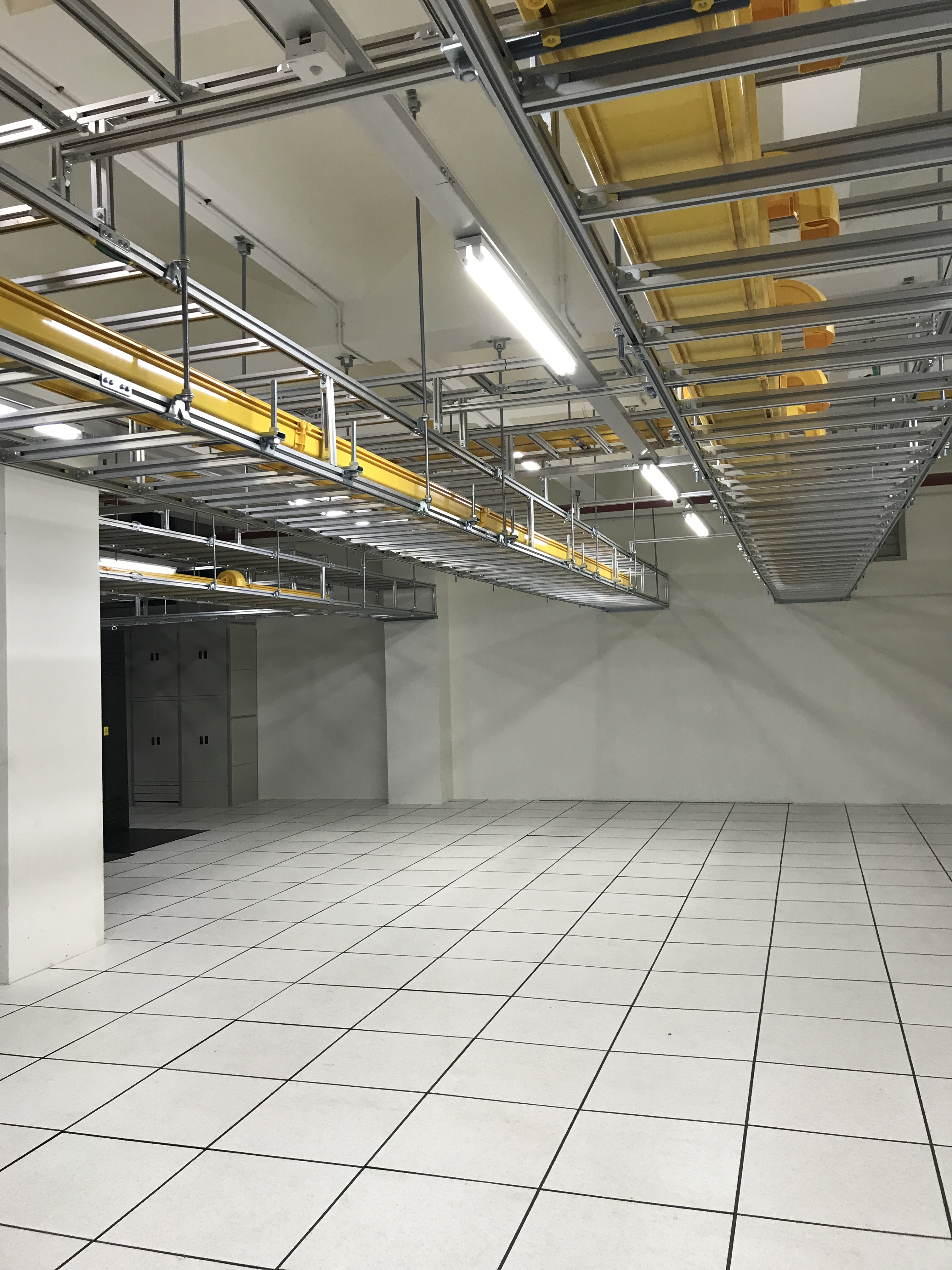 機房裝修材料圖片