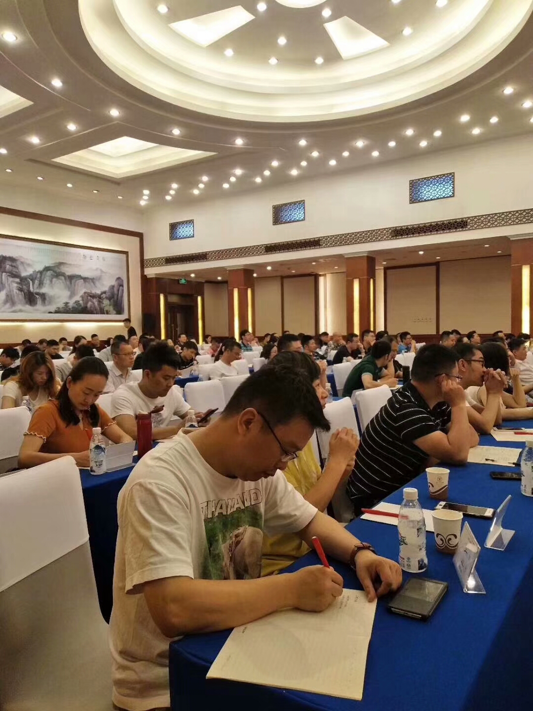成都EMBA創(chuàng)新班費用圖片/成都EMBA創(chuàng)新班費用樣板圖 (2)