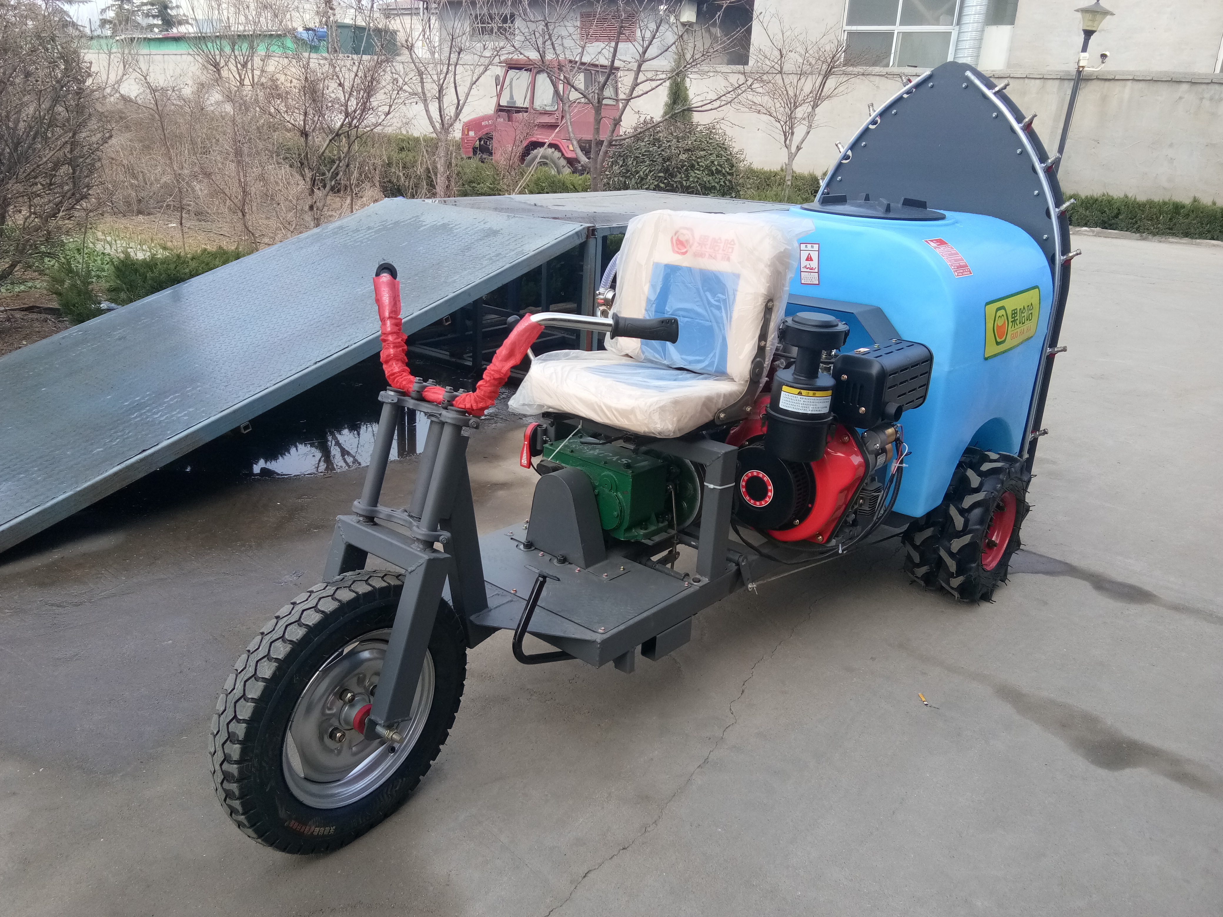 果哈哈G6自走式果園打藥機(jī)圖片/果哈哈G6自走式果園打藥機(jī)樣板圖 (3)