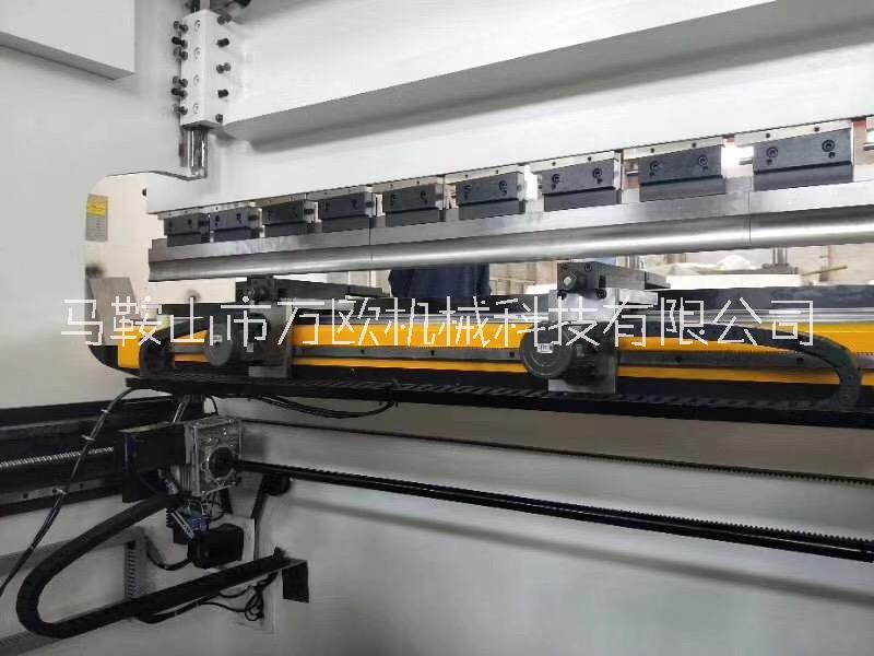 電液伺服折彎機(jī)圖片/電液伺服折彎機(jī)樣板圖 (4)