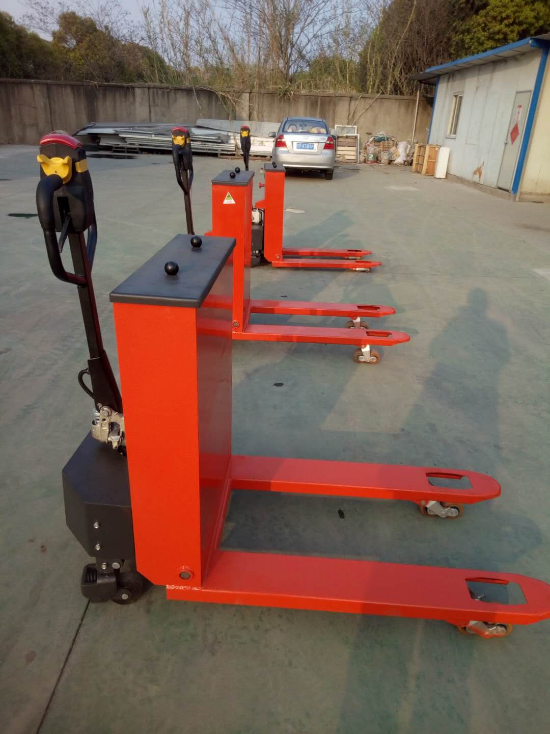 半電動(dòng)非標(biāo)搬運(yùn)車(chē)圖片/半電動(dòng)非標(biāo)搬運(yùn)車(chē)樣板圖 (3)