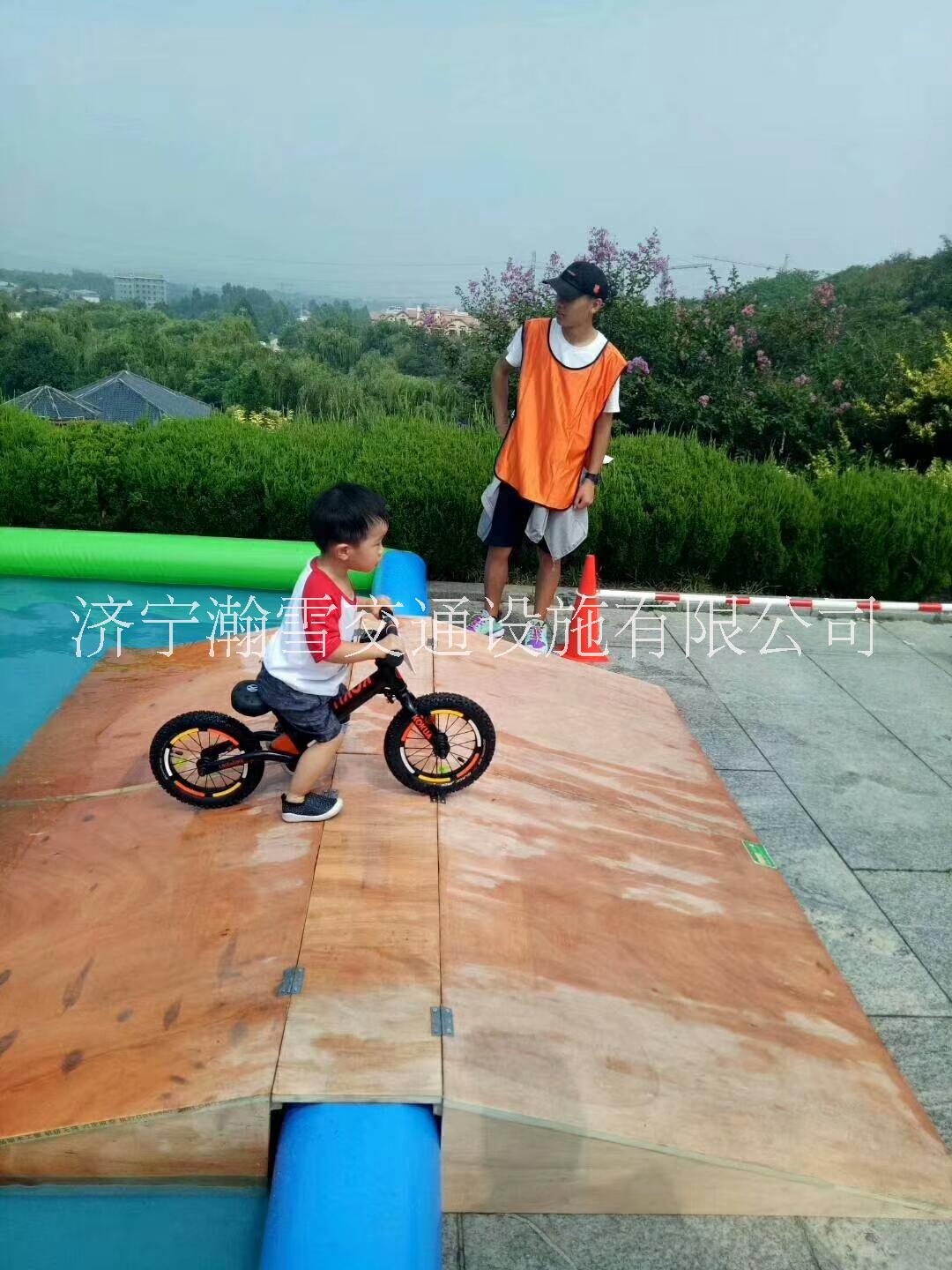 梅花香自苦寒來 國產(chǎn)山東瀚雪150c雪地摩托車價 雪地摩托車廠家