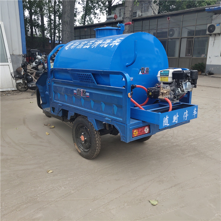 新款高壓清洗電動(dòng)灑水車圖片