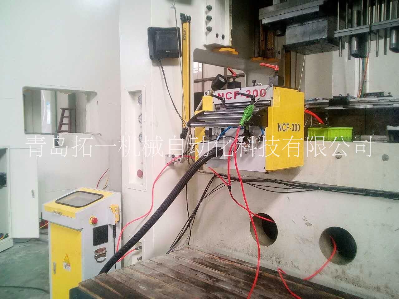 伺服送料機(jī)圖片/伺服送料機(jī)樣板圖 (2)