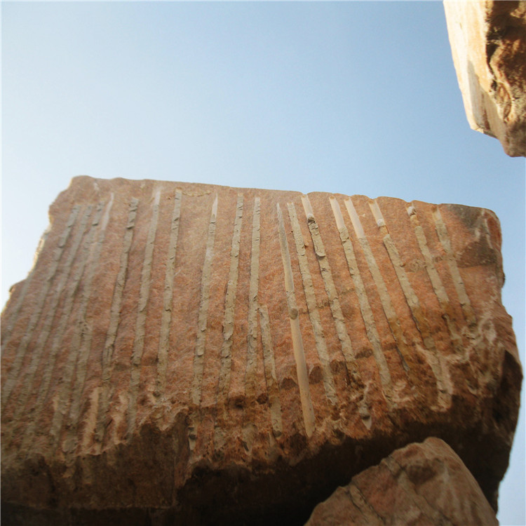 長期供應 石頭毛料 毛石 晚霞紅大理石荒料