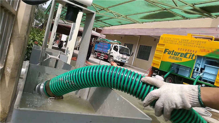 廣東糞便淤泥處理車報(bào)價(jià)|廣東糞便淤泥處理車廠家|廣東糞便淤泥處理車供應(yīng)商