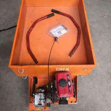 農(nóng)用履帶運輸車圖片