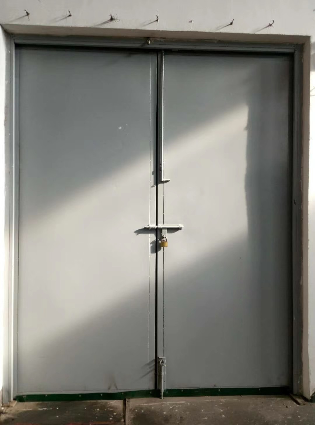 焦作疏散通道水電管道防火門圖片/焦作疏散通道水電管道防火門樣板圖 (1)