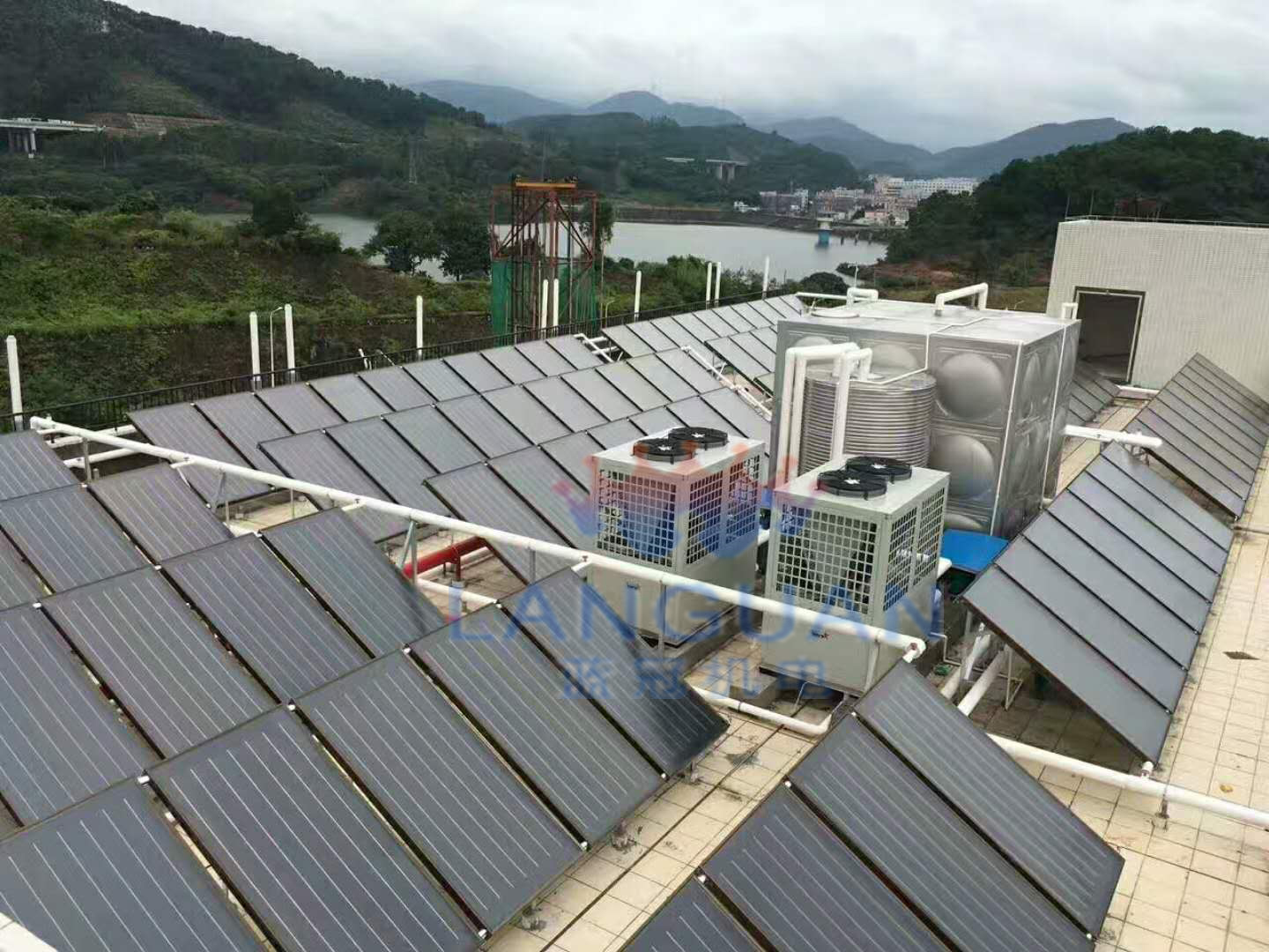 太陽(yáng)能熱水工程圖片/太陽(yáng)能熱水工程樣板圖 (2)