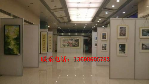 济宁租赁标准展位，出租W型书画展板厂家 标摊展位搭建，摄影展板租借图片