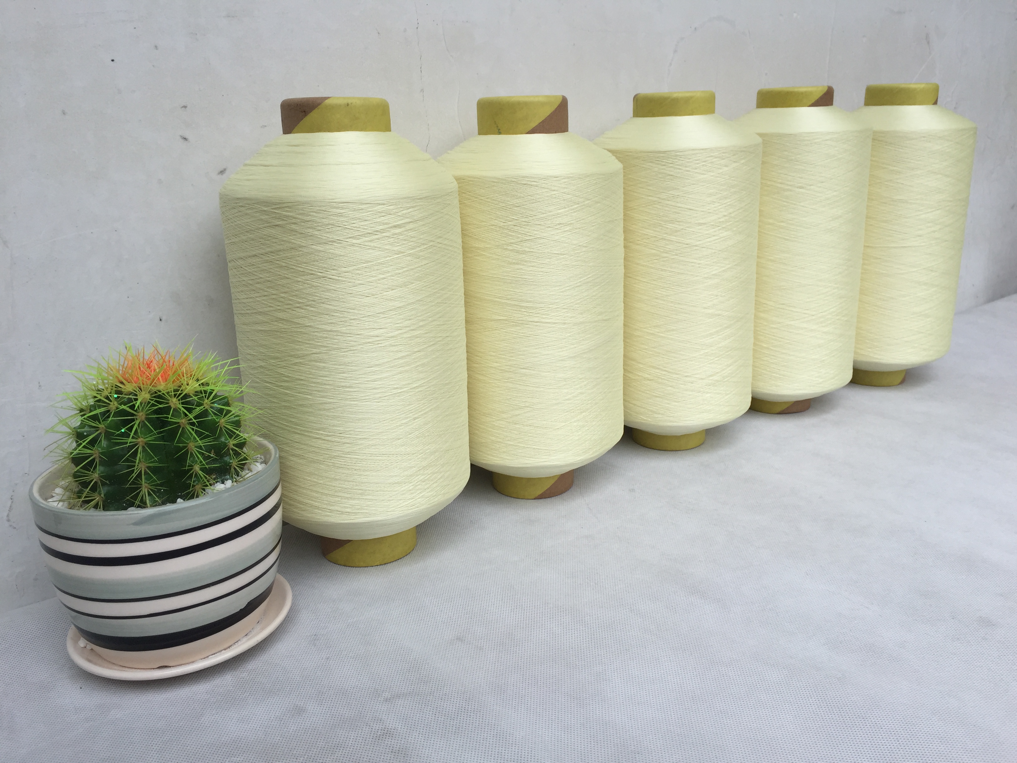 熒光繡花線圖片