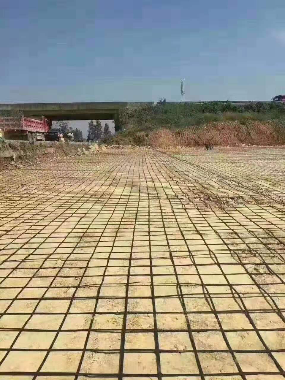 鋼塑土工格柵圖片