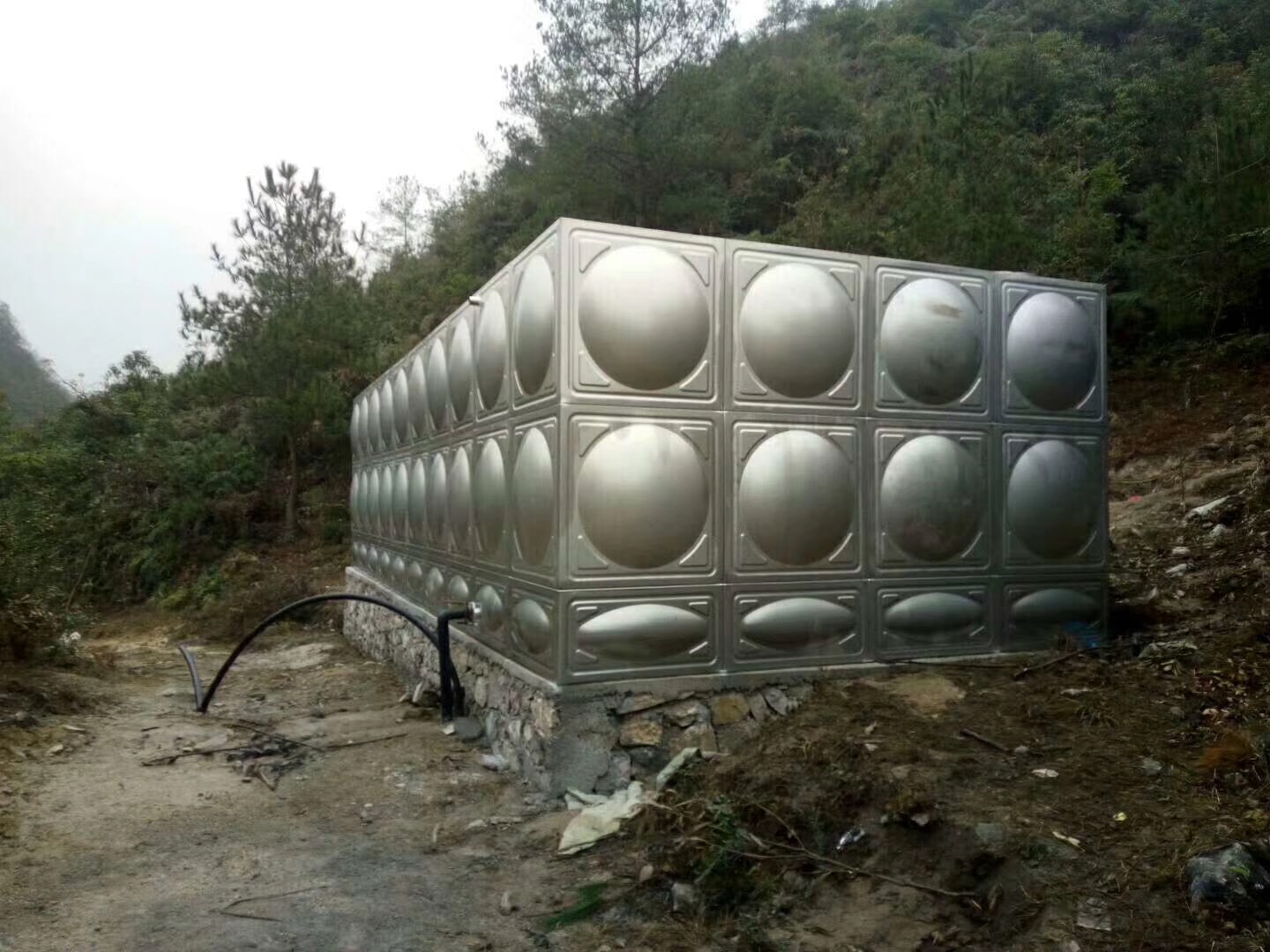 不銹鋼方形水箱圖片