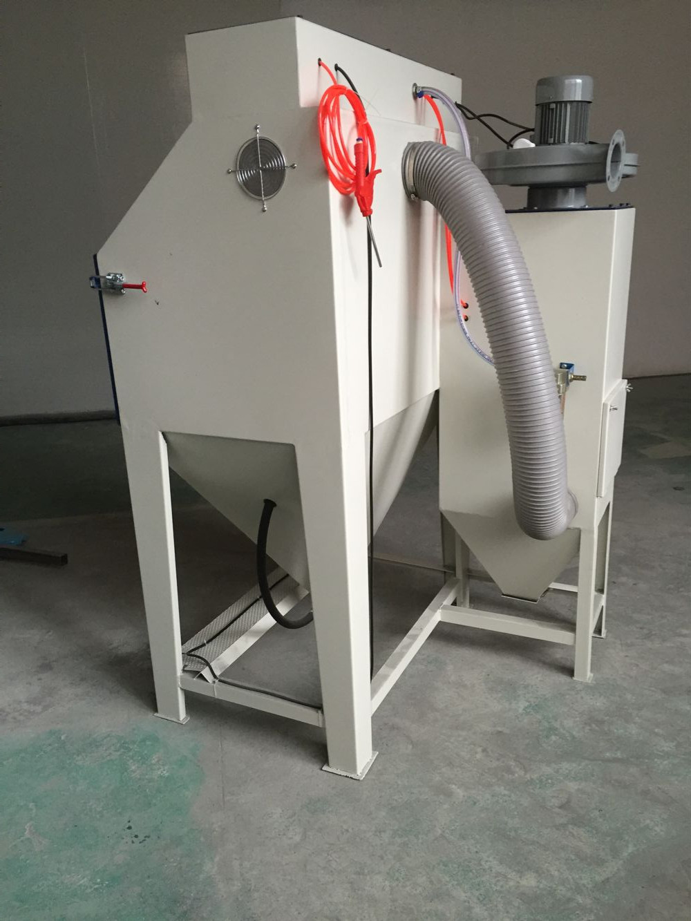 襄樊威騰家具處理9060噴砂機(jī)