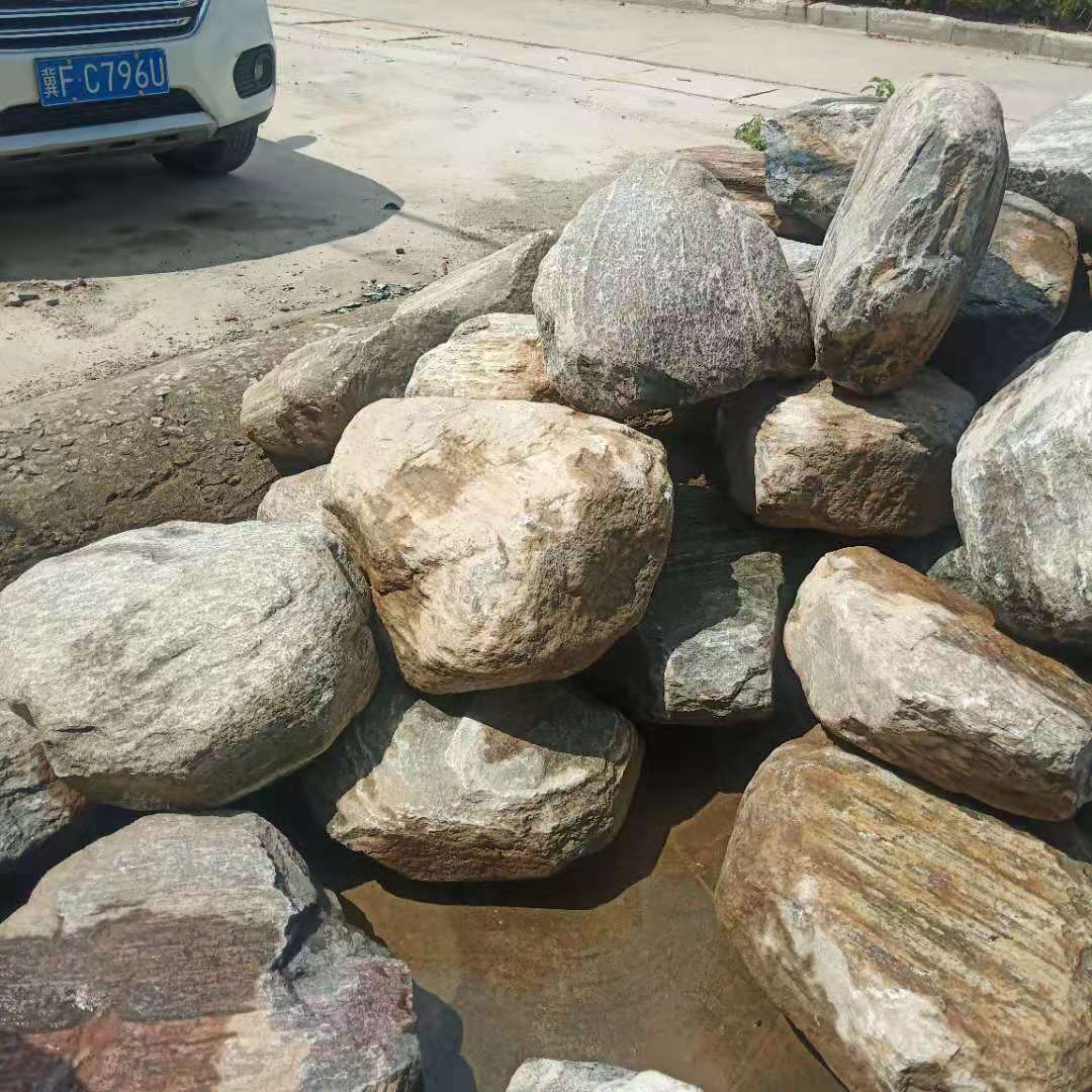 泰山石鵝卵石草坪石圖片/泰山石鵝卵石草坪石樣板圖 (2)