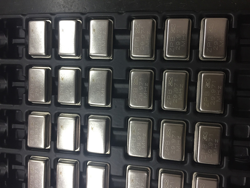 晶體振蕩器圖片/晶體振蕩器樣板圖 (1)