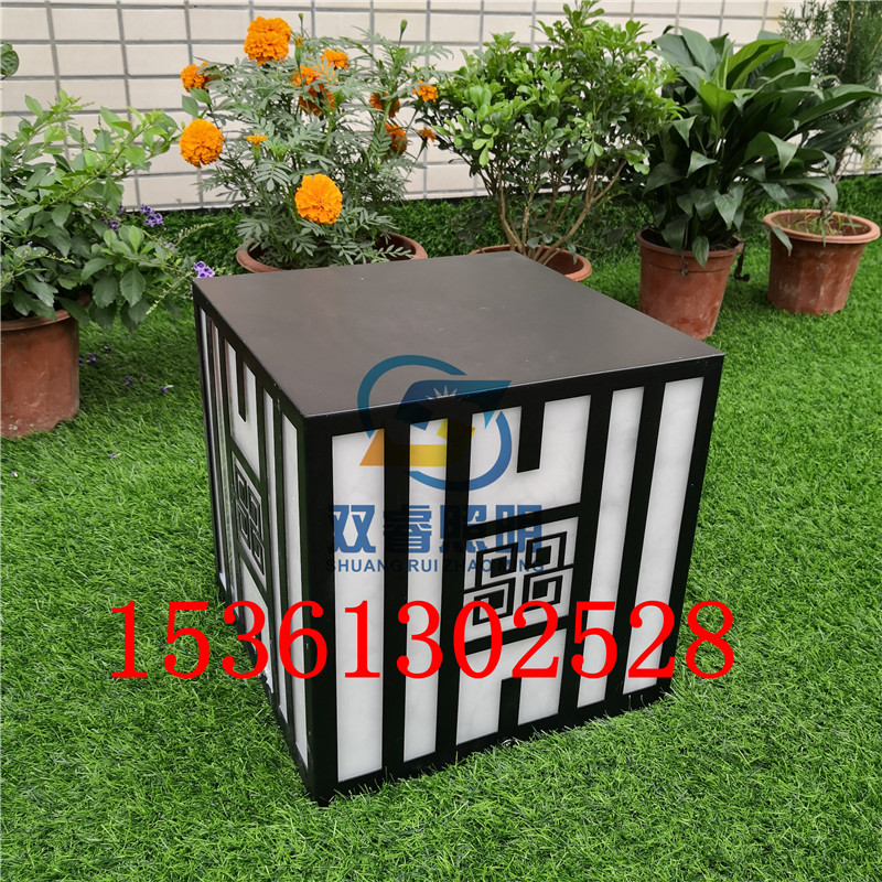 美式簡(jiǎn)約落地?zé)魣D片/美式簡(jiǎn)約落地?zé)魳影鍒D (2)
