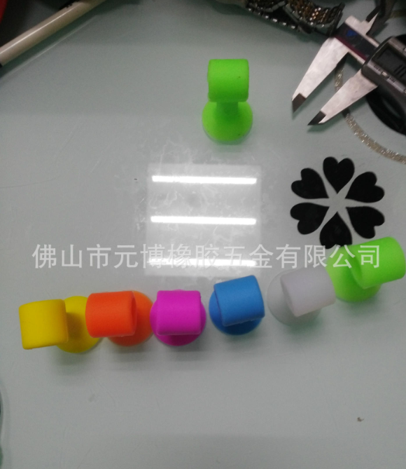 硅膠制品圖片/硅膠制品樣板圖 (4)