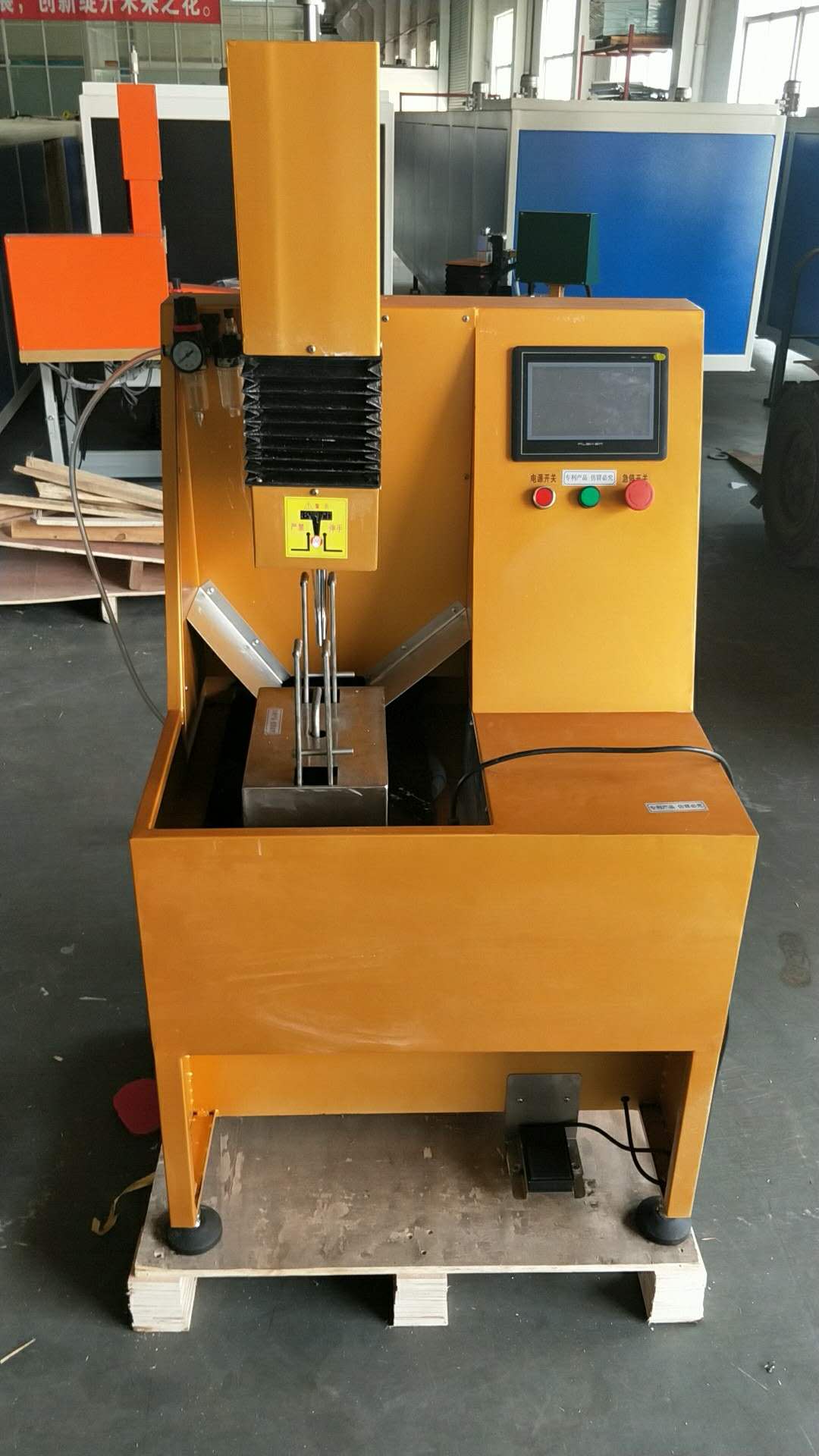 全自動翻鞋舌機(jī)圖片