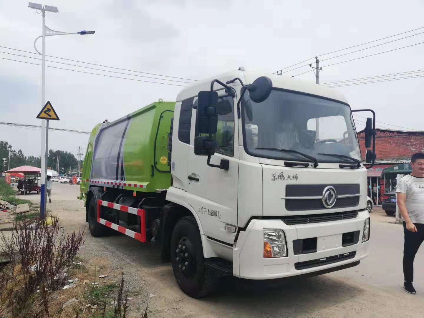 東風壓縮垃圾車圖片/東風壓縮垃圾車樣板圖 (2)