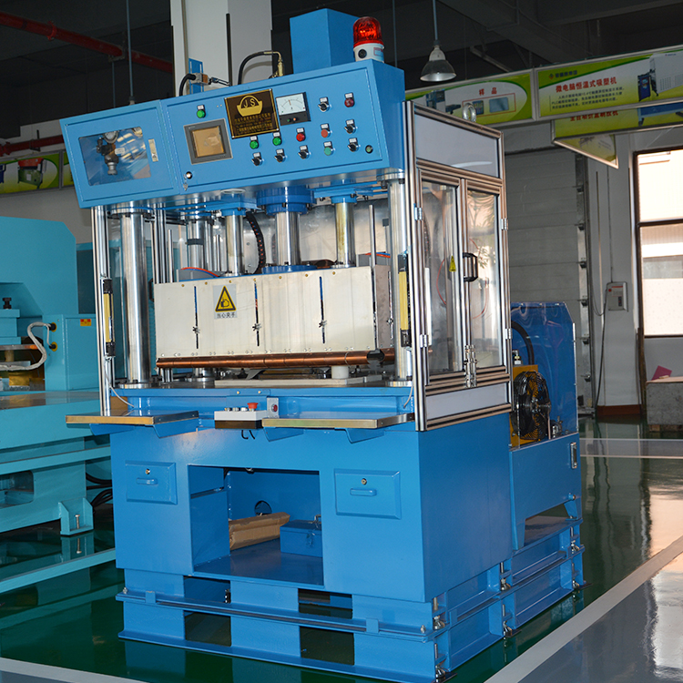 8KW液壓驅(qū)動(dòng)焊接機(jī) 汽車遮陽板圖片