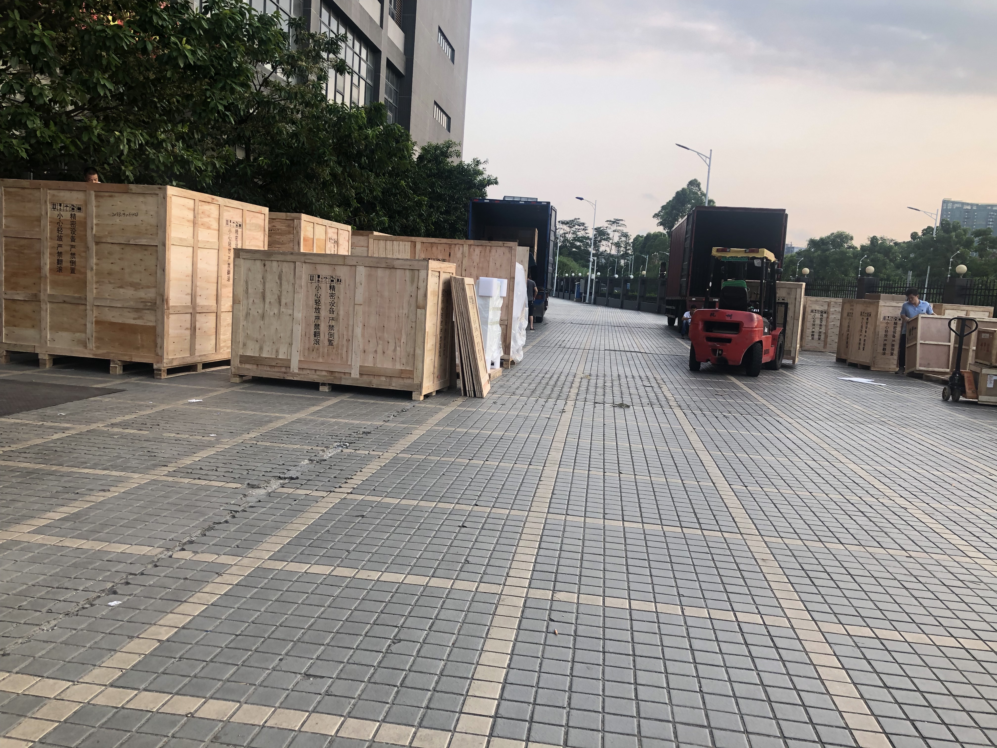 深圳打木架物流公司 免費上門提貨圖片/深圳打木架物流公司 免費上門提貨樣板圖 (2)