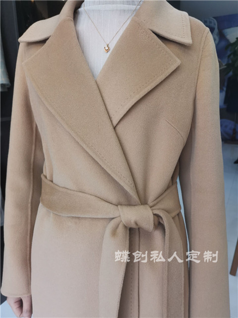 南京高端女士商務(wù)裝定制店圖片/南京高端女士商務(wù)裝定制店樣板圖 (3)