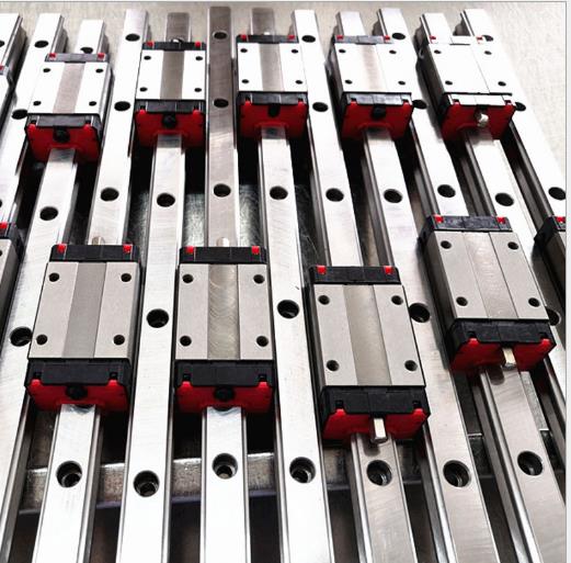 滾珠直線導(dǎo)軌圖片/滾珠直線導(dǎo)軌樣板圖 (4)