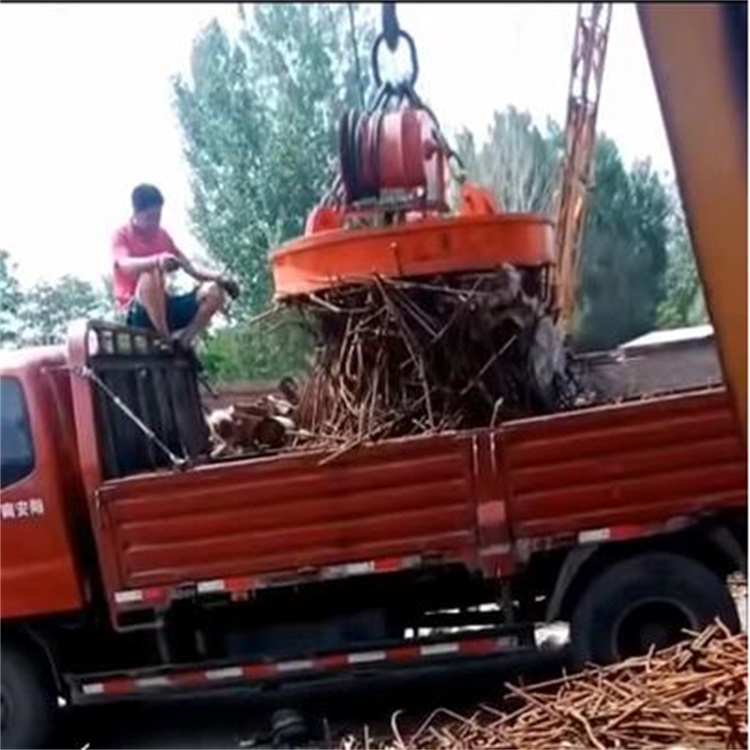 起重机电磁铁吸盘，制造商，生产厂家【临清市鑫运机械有限公司】  行车起重电磁吸盘 10吨、20吨行车起重电磁吸盘图片