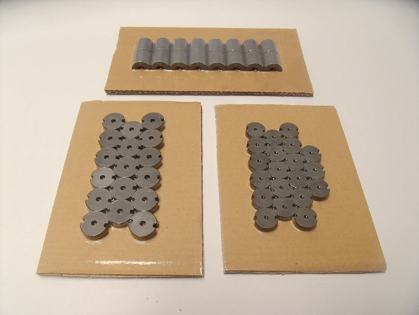 半自動(dòng)磁芯貼體包裝機(jī)圖片