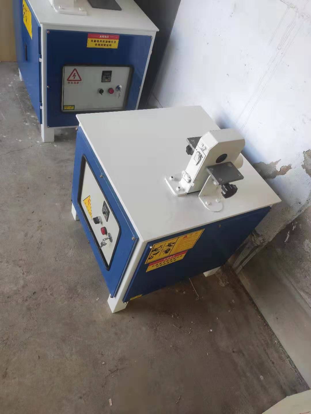 彎管拋光機(jī)圖片/彎管拋光機(jī)樣板圖 (2)