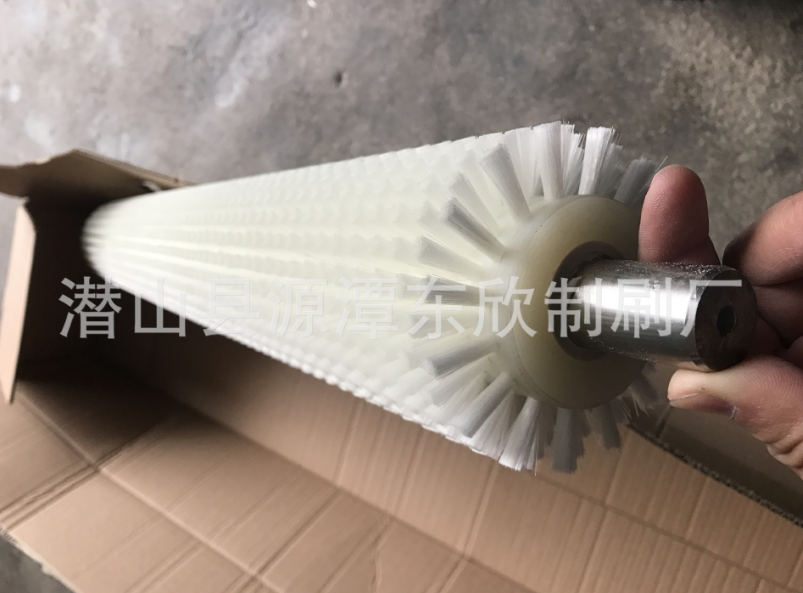 食品級(jí)毛刷輥報(bào)價(jià)，批發(fā)，供應(yīng)商，生產(chǎn)廠家【安徽友達(dá)刷業(yè)有限公司】