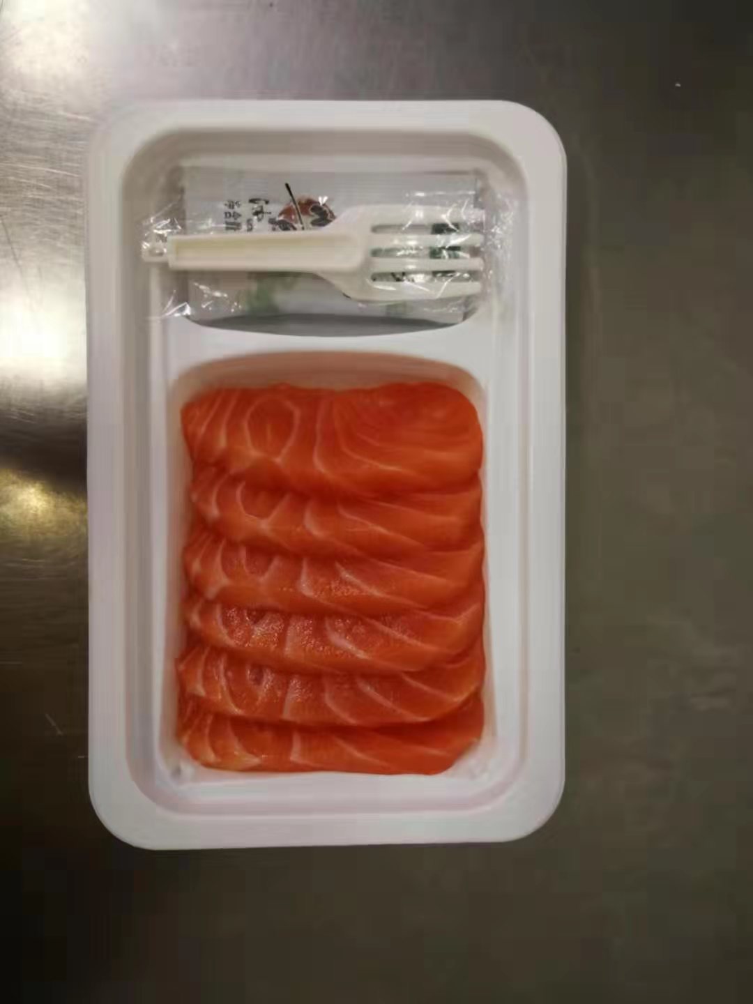 三文魚保鮮氣調(diào)包裝機圖片