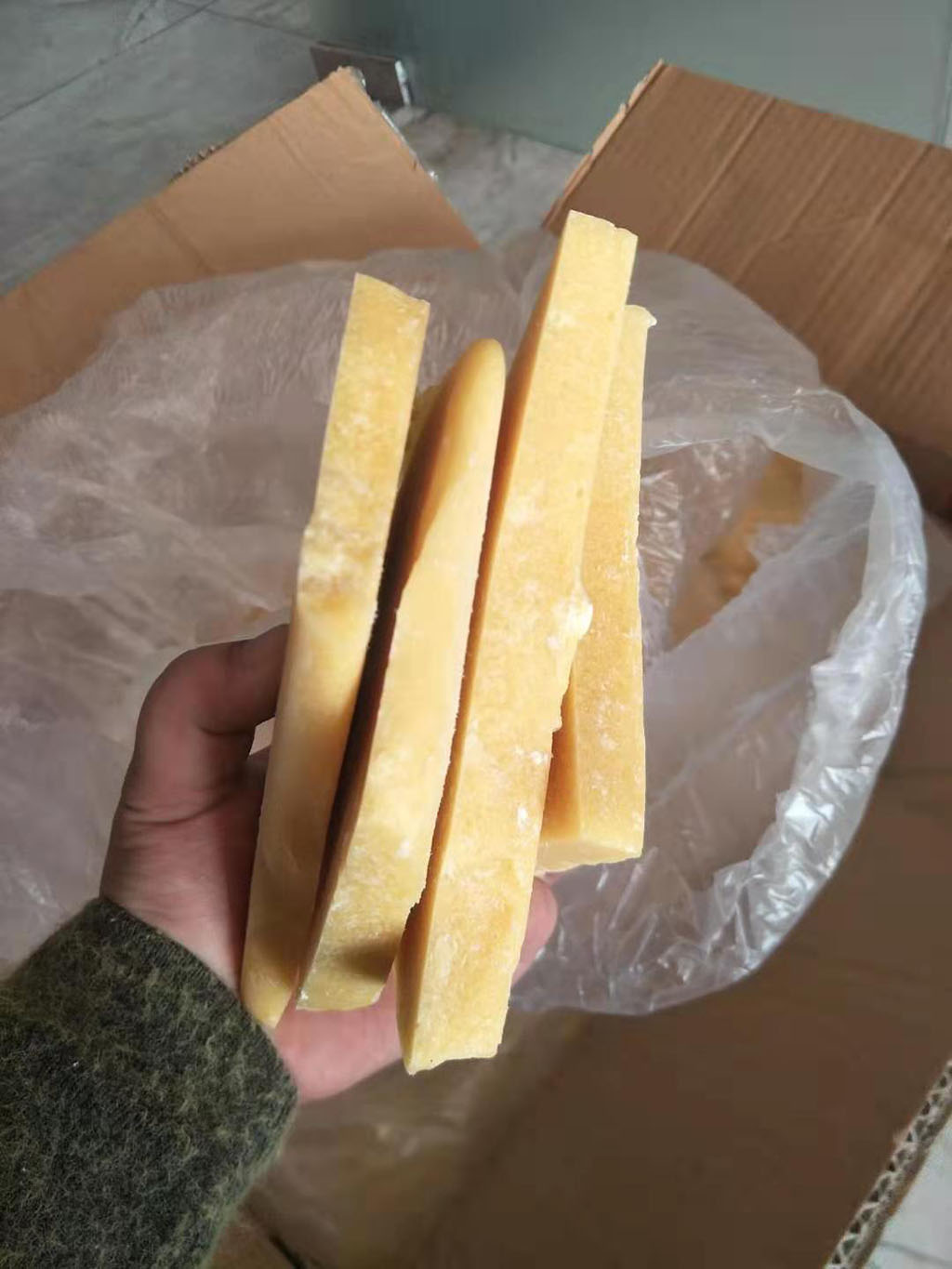 整塊梨膏糖 批發(fā)梨膏糖百草梨膏糖圖片/整塊梨膏糖 批發(fā)梨膏糖百草梨膏糖樣板圖 (1)