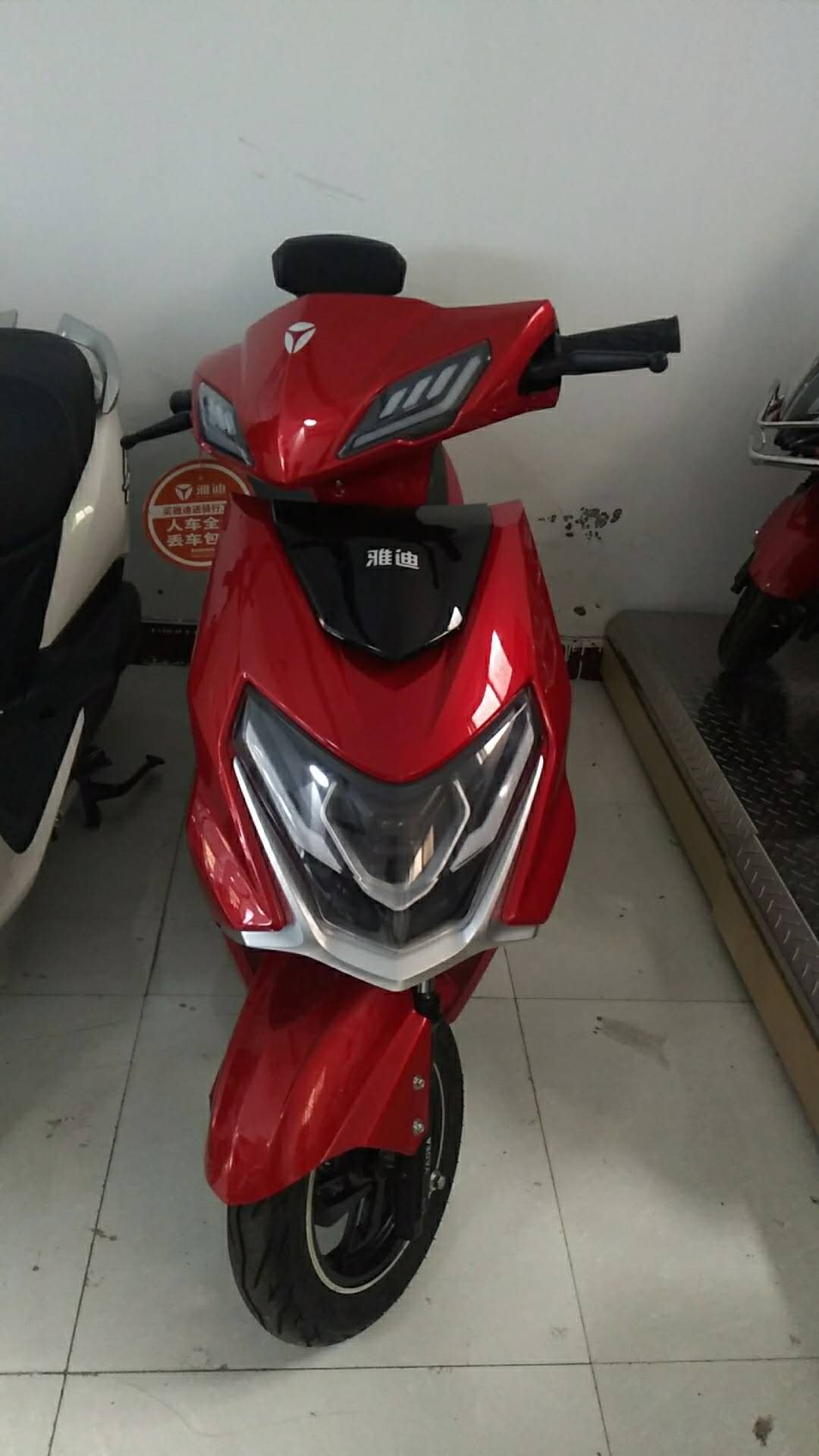 雅迪電動車圖片/雅迪電動車樣板圖 (2)