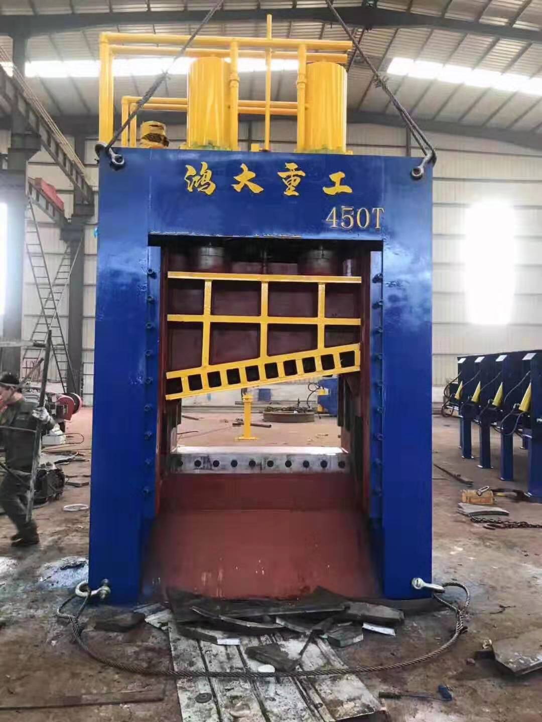 山東鴻大大型廢鋼龍門剪500T圖片/山東鴻大大型廢鋼龍門剪500T樣板圖 (2)