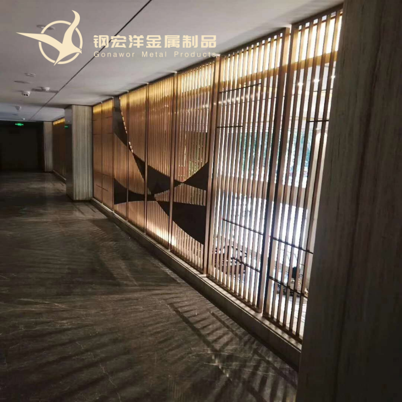 北歐輕奢簡(jiǎn)約現(xiàn)代金屬玄關(guān)屏風(fēng)隔斷圖片/北歐輕奢簡(jiǎn)約現(xiàn)代金屬玄關(guān)屏風(fēng)隔斷樣板圖 (2)