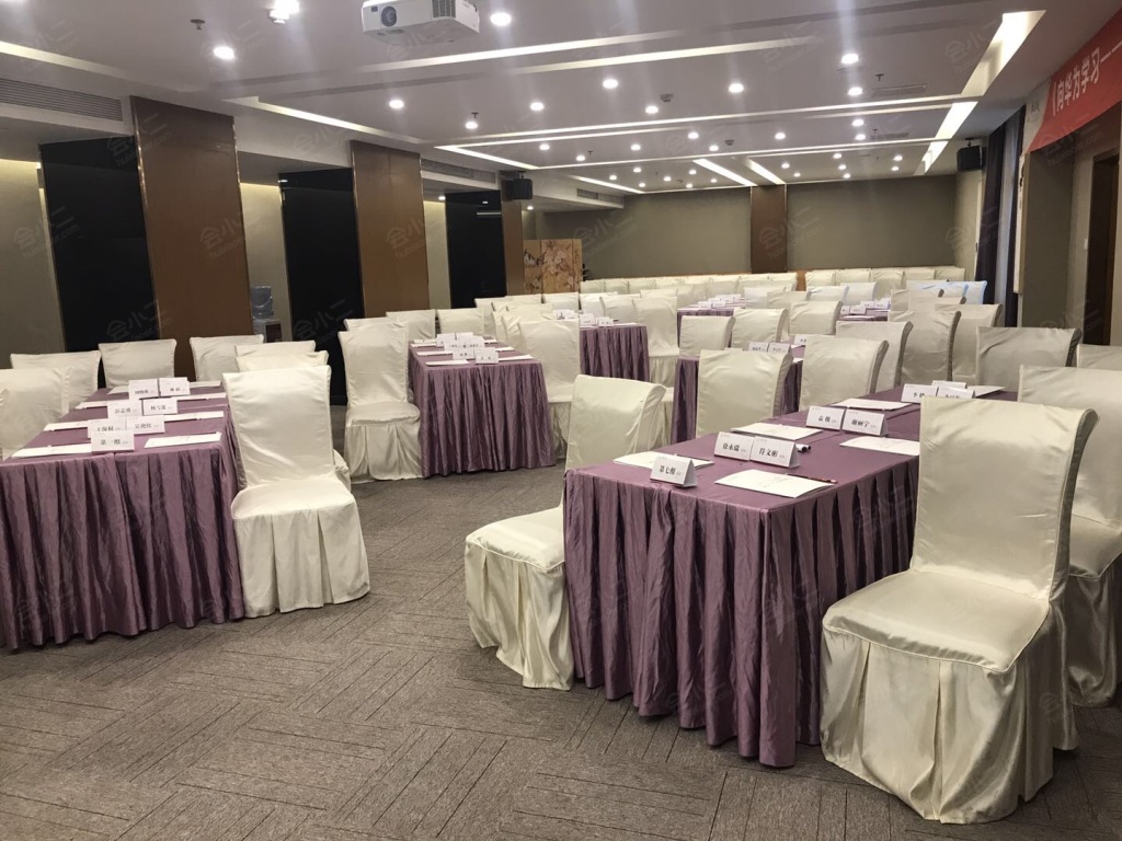 深圳酒店會(huì)議場地租用德冠廷金龍軒圖片