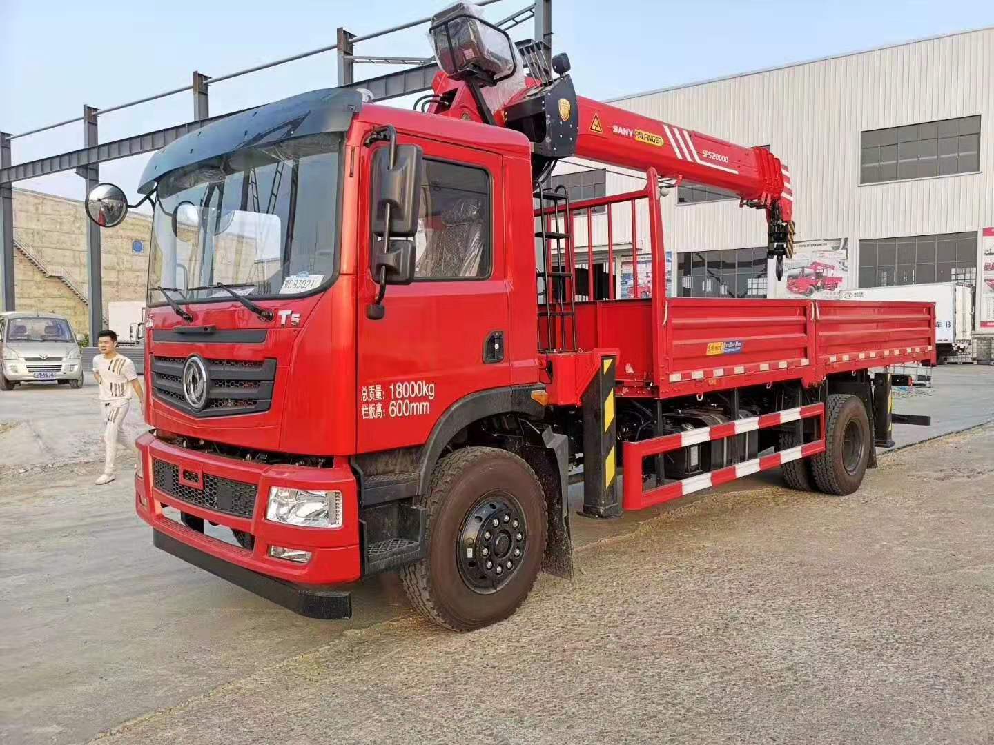 8噸隨車吊 東風(fēng)8噸隨車吊貨箱6米