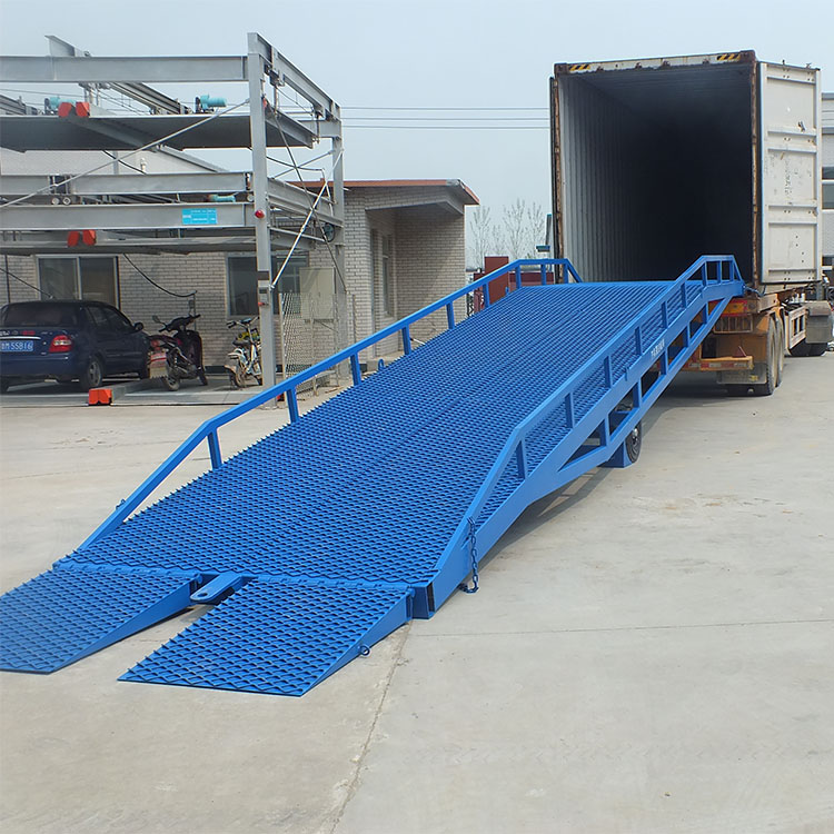 移動式登車橋廠家液壓式登車橋供應商批發(fā)價 移動式登車橋液壓式登車橋