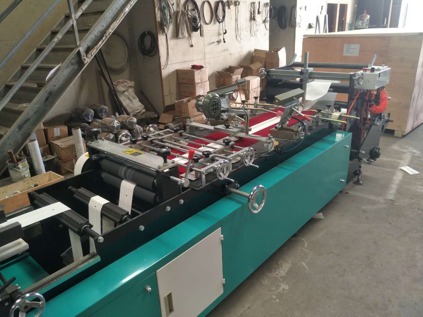 上拉鏈頭制袋機圖片