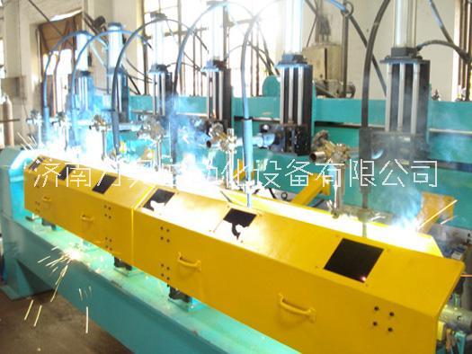 直縫自動焊接專機圖片/直縫自動焊接專機樣板圖 (2)