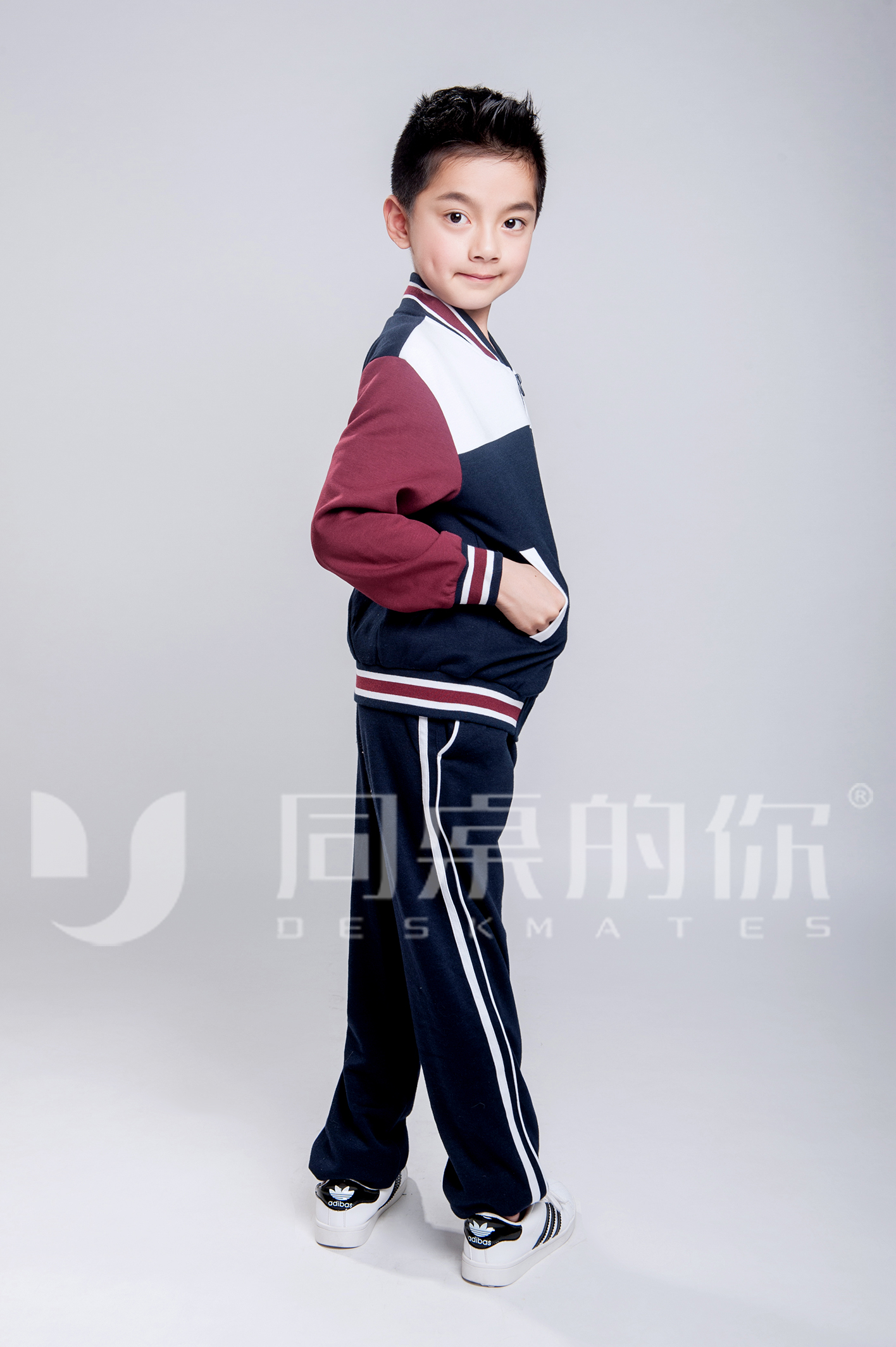 幼儿园秋季校服公司图片