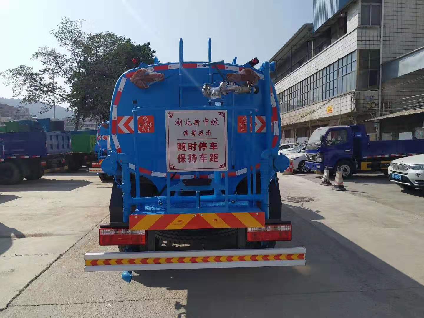 廣州東風(fēng)福瑞卡0方灑水車圖片/廣州東風(fēng)福瑞卡0方灑水車樣板圖 (4)