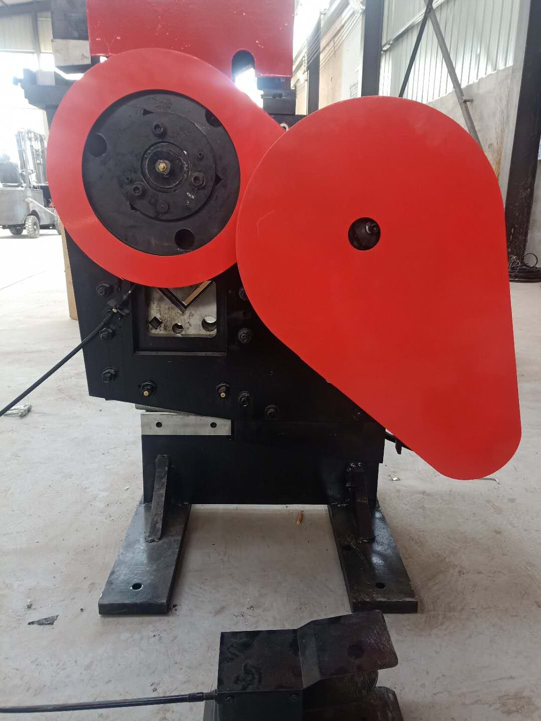 多功能沖剪機(jī)-河北多功能沖剪機(jī)廠(chǎng)家直銷(xiāo)-多功能沖剪機(jī)定做價(jià)格 多功能沖剪機(jī)