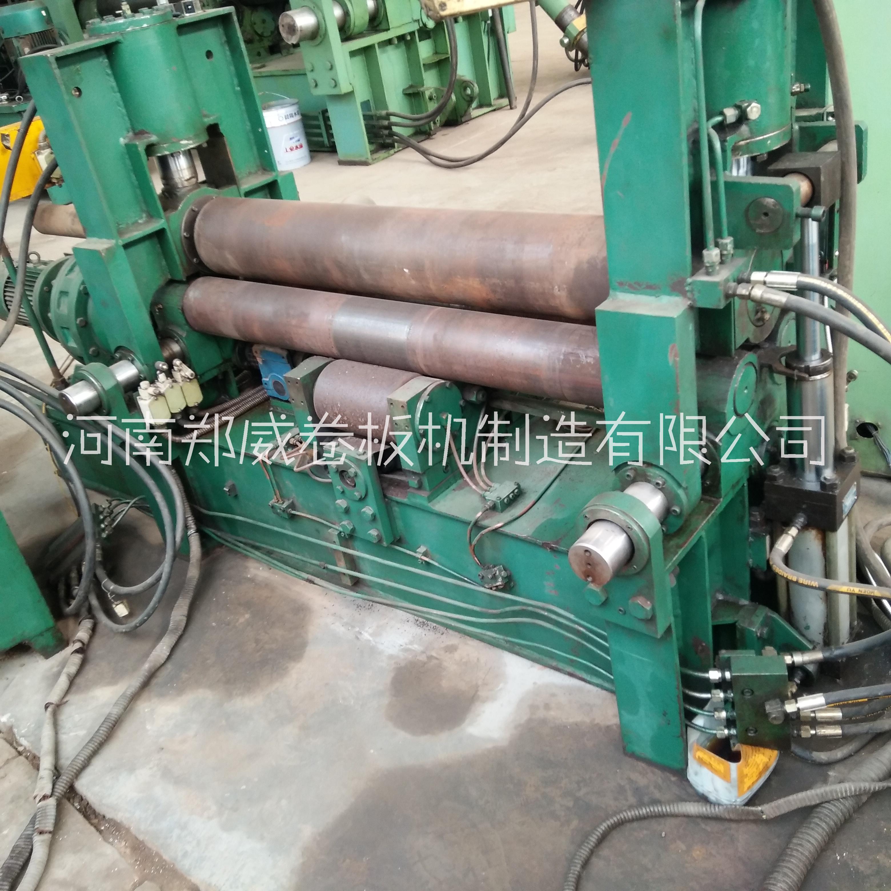 小液壓數(shù)控卷板機(jī)圖片